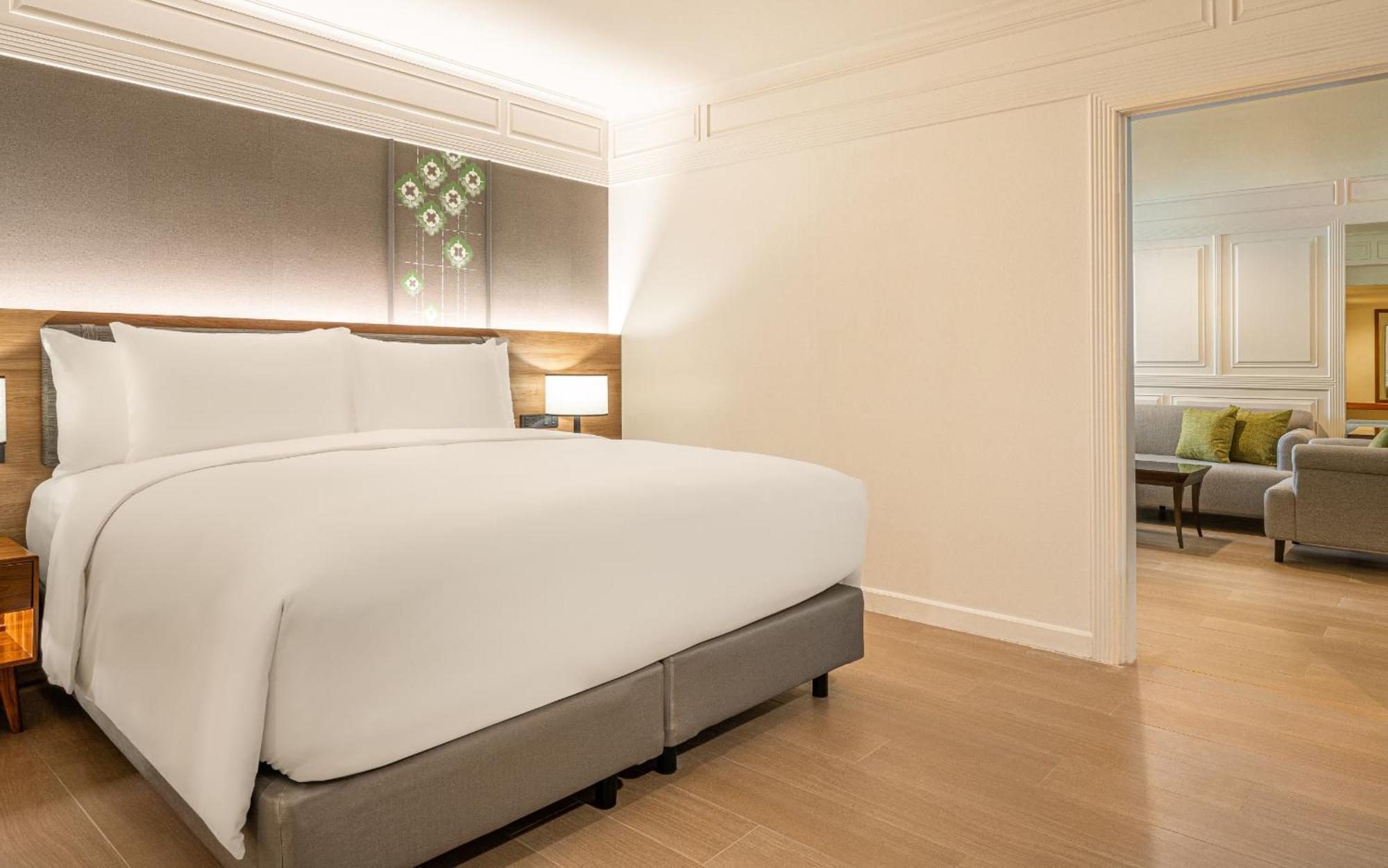 Dusit Princess Hotel 4*